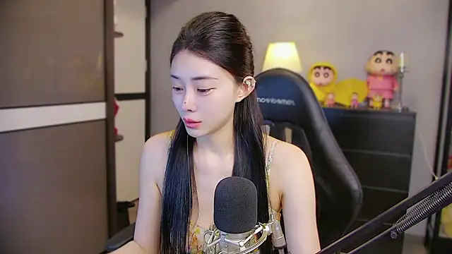 Snapshot of XiaoYuBao- chatting on July 25, 12:25 pm XiaoYuBao- online show from July 25, 12:25 pm