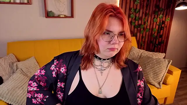 AliceeFreeman online show from March 18, 3:20 am