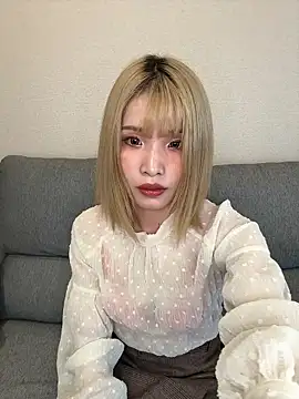 una2001 online show from May 11, 2:17 am