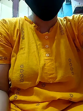 tulidas96778 online show from April 6, 2:42 am