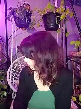 PurpleBunnyxo online show from May 10, 5:45 am