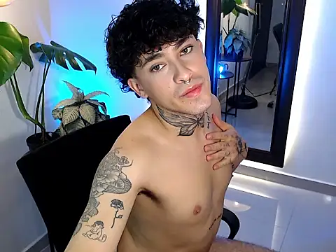 stevennavarro online show from March 16, 12:49 am