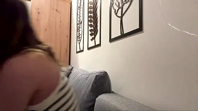 BunnyEskaf online show from April 12, 6:57 pm