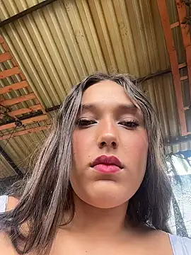 Snapshot of Naughty-Samanta- chatting on June 26, 5:06 pm Naughty-Samanta- online show from June 26, 5:06 pm