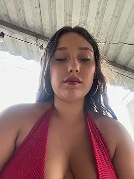 Snapshot of Naughty-Samanta- chatting on July 3, 8:48 pm Naughty-Samanta- online show from July 3, 8:48 pm