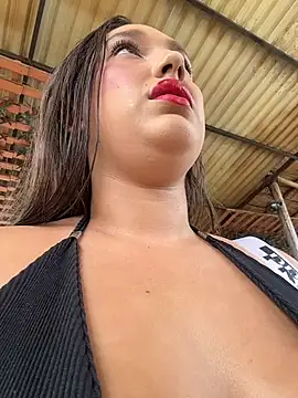 Snapshot of Naughty-Samanta- chatting on July 9, 4:55 pm Naughty-Samanta- online show from July 9, 4:55 pm