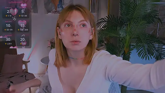susie miu online show from April 29, 9:43 pm