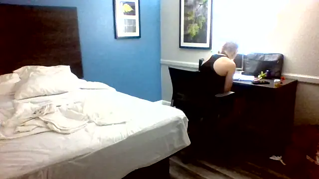 Ambionce online show from April 20, 7:26 pm