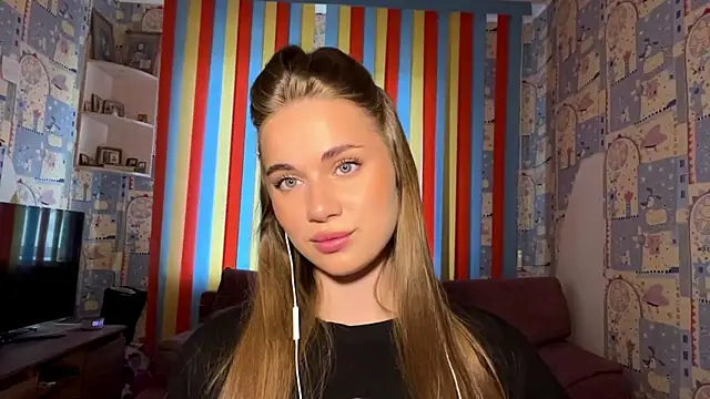 Miss Blessnyth online show from June 17, 4:26 am
