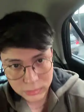 Dylan Finn online show from April 21, 9:39 pm