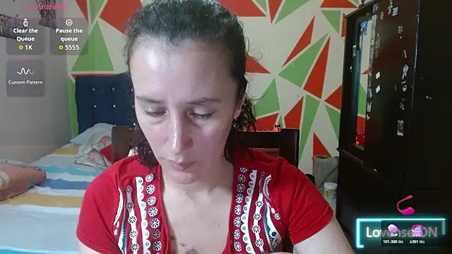 Snapshot of Mariam_wish chatting on May 23, 4:33 pm Mariam wish online show from May 23, 4:33 pm