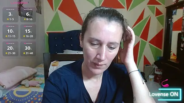 Snapshot of Mariam_wish chatting on May 26, 4:25 pm Mariam wish online show from May 26, 4:25 pm