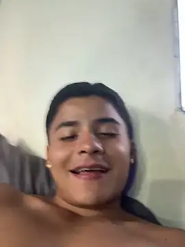Snapshot of Liam_Dustin chatting on June 16, 11:07 pm Liam Dustin online show from June 16, 11:07 pm