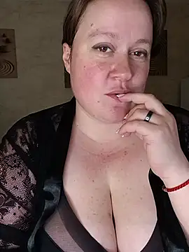 Snapshot of Alex_Goddess_ chatting on June 23, 2:31 am Alex Goddess online show from June 23, 2:31 am