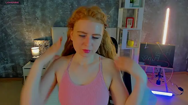 Shiny Liss online show from May 30, 1:35 am