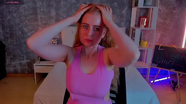 Shiny Liss online show from June 5, 1:45 am