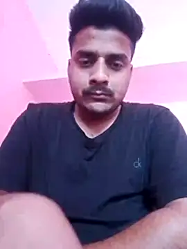 Snapshot of Decentlover67 chatting on May 16, 9:39 am Decentlover67 online show from May 16, 9:39 am