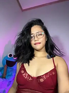 Snapshot of Kiee_19 chatting on July 9, 12:48 am Kiee 19 online show from July 9, 12:48 am