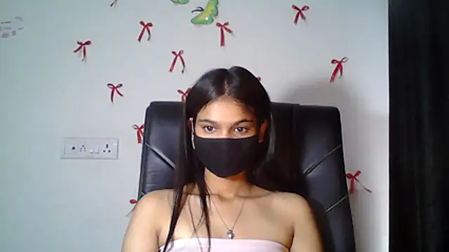 Snapshot of Hot_Deepansi02 chatting on May 28, 4:43 am Hot Deepansi02 online show from May 28, 4:43 am