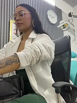 daniela-sexy online show from April 22, 1:34 pm