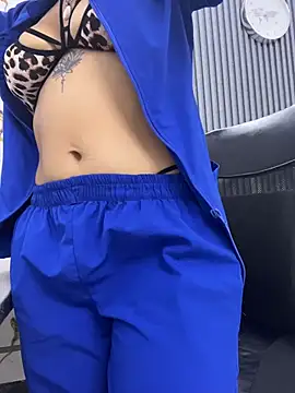 Snapshot of daniela-sexy chatting on June 20, 1:47 pm daniela-sexy online show from June 20, 1:47 pm
