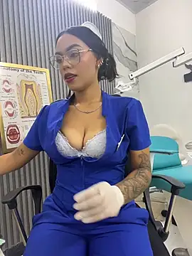Snapshot of daniela-sexy chatting on June 22, 1:41 pm daniela-sexy online show from June 22, 1:41 pm