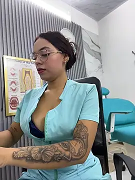 daniela-sexy online show from August 5, 1:25 pm