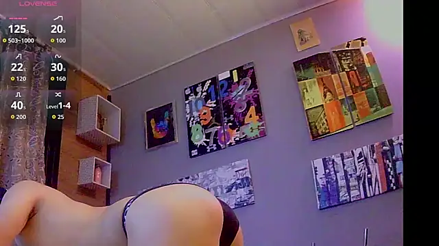 Snapshot of Enzoo98_ chatting on August 1, 1:49 am Enzoo98 online show from August 1, 1:49 am
