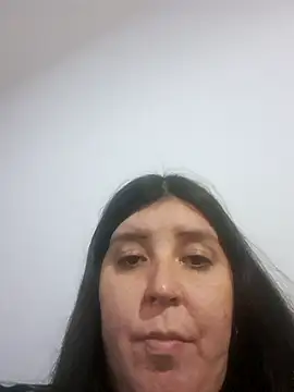 Snapshot of melucita chatting on April 11, 12:37 am melucita online show from April 11, 12:37 am