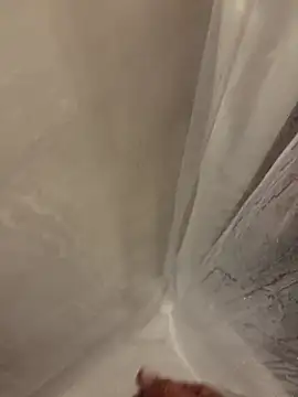 Snapshot of bobbysbone chatting on March 21, 9:29 pm bobbysbone online show from March 21, 9:29 pm