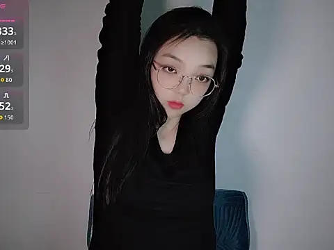 oblakitty  online show from March 15, 11:38 am