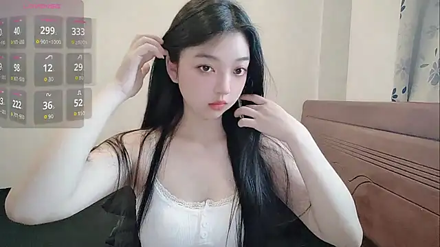 Snapshot of oblakitty_ chatting on May 7, 12:38 am oblakitty online show from May 7, 12:38 am