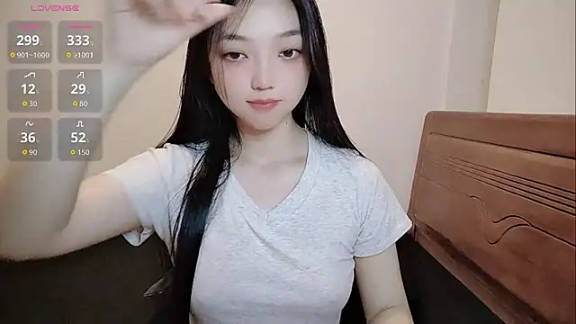 Snapshot of oblakitty_ chatting on May 11, 1:28 pm oblakitty online show from May 11, 1:28 pm
