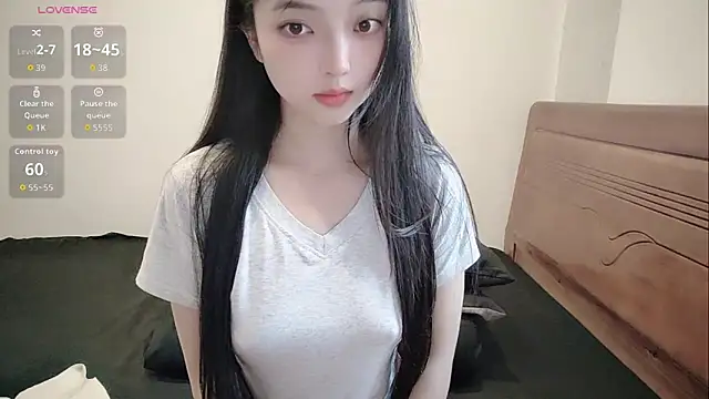 Snapshot of oblakitty_ chatting on May 12, 9:50 am oblakitty online show from May 12, 9:50 am
