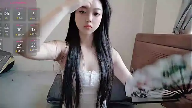 Snapshot of oblakitty_ chatting on May 27, 12:51 am oblakitty online show from May 27, 12:51 am