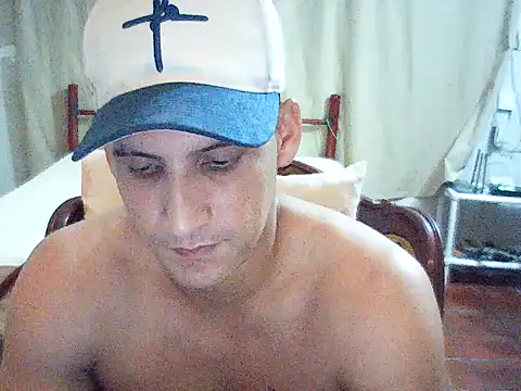 Snapshot of vortexX2565 chatting on June 8, 1:39 am vortexX2565 online show from June 8, 1:39 am
