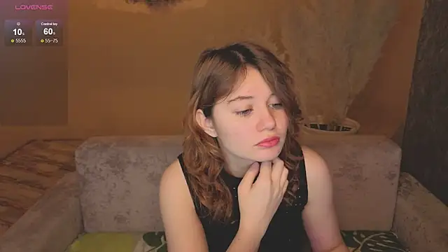 ElizabethRedWings online show from May 20, 2:40 am