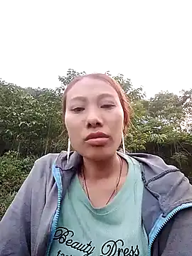 Snapshot of Leiley_98 chatting on May 12, 11:40 am Leiley 98 online show from May 12, 11:40 am