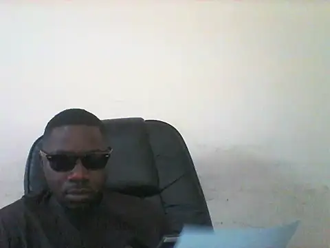 Snapshot of UnlikeTimer chatting on June 8, 8:58 am UnlikeTimer online show from June 8, 8:58 am