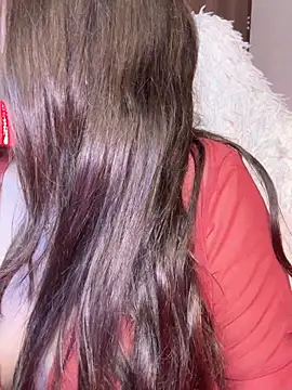 Liora Sol online show from March 18, 11:52 pm