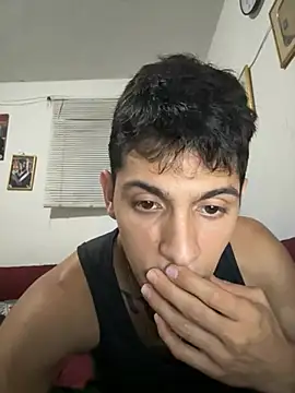 Snapshot of ElDurito25 chatting on March 27, 1:55 am ElDurito25 online show from March 27, 1:55 am