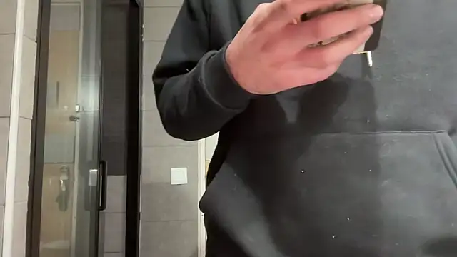 Snapshot of cristiamtentacion chatting on March 19, 9:30 pm cristiamtentacion online show from March 19, 9:30 pm