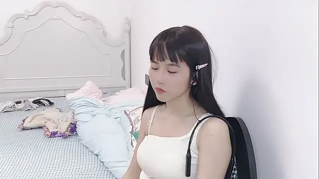 Snapshot of MIAOMIAO-666 chatting on April 19, 11:42 am MIAOMIAO-666 online show from April 19, 11:42 am