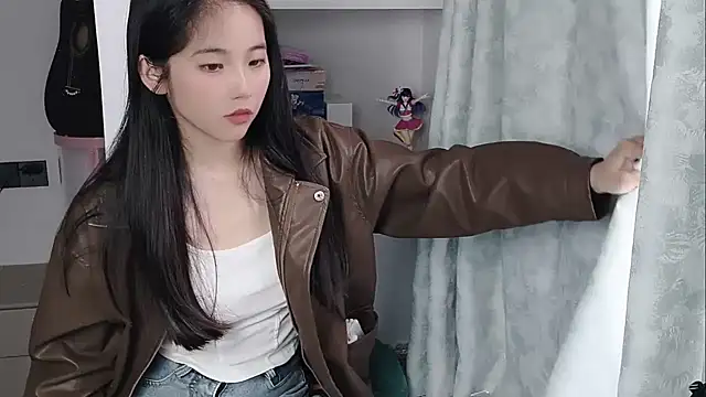 Snapshot of MIAOMIAO-666 chatting on May 4, 9:27 am MIAOMIAO-666 online show from May 4, 9:27 am