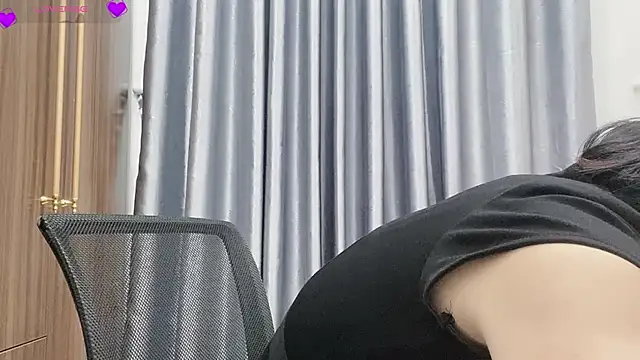 Snapshot of Ryo-Jisoo chatting on June 9, 2:01 am Ryo-Jisoo online show from June 9, 2:01 am