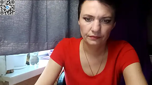HotMamaQueen234 online show from May 15, 2:46 pm