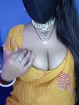 Snapshot of Miss_roohi chatting on June 29, 5:57 am Miss roohi online show from June 29, 5:57 am