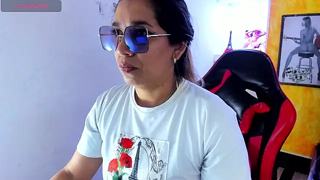 Snapshot of Melisa_14 chatting on June 10, 7:24 pm Melisa 14 online show from June 10, 7:24 pm
