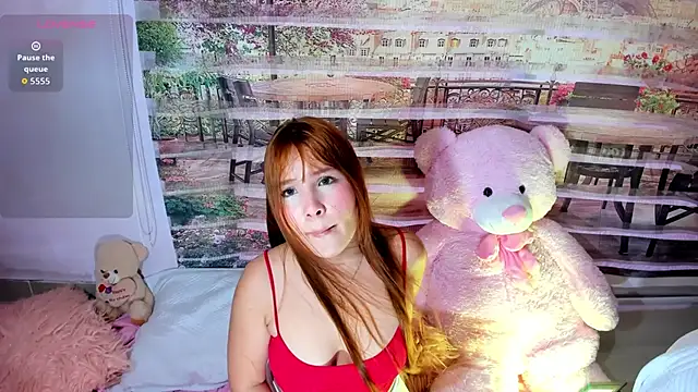 Snapshot of little_doll18_ chatting on June 16, 8:44 pm little doll18 online show from June 16, 8:44 pm