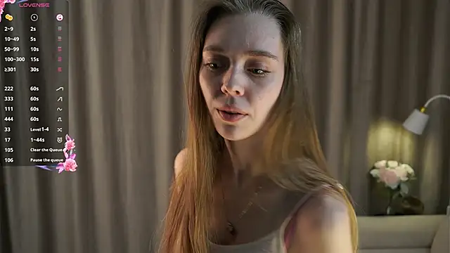 Snapshot of HermaFrain chatting on May 13, 7:22 pm HermaFrain online show from May 13, 7:22 pm